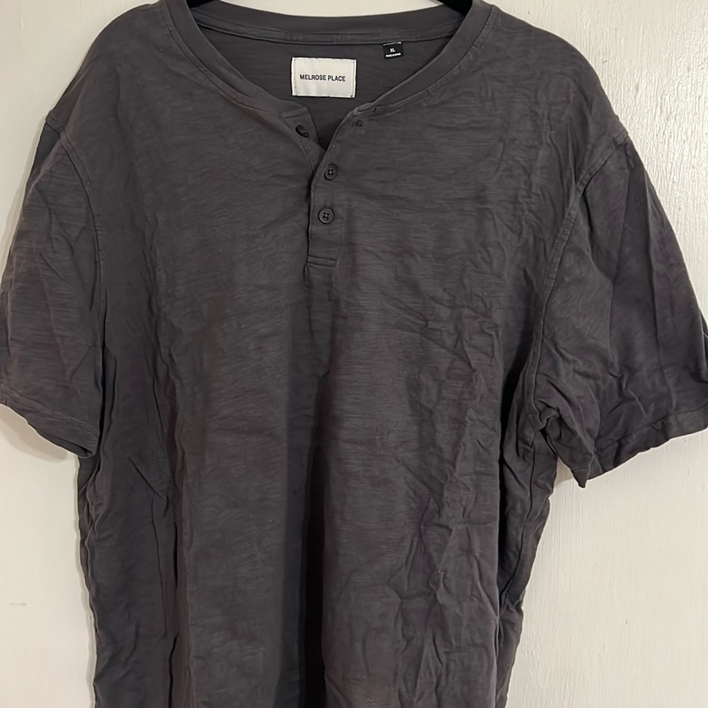 Melrose Place Dark Gray Short Sleeve Henley. Size XL.